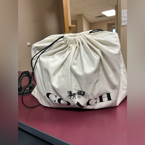 Coach Elvis tote - Picture 12 of 16